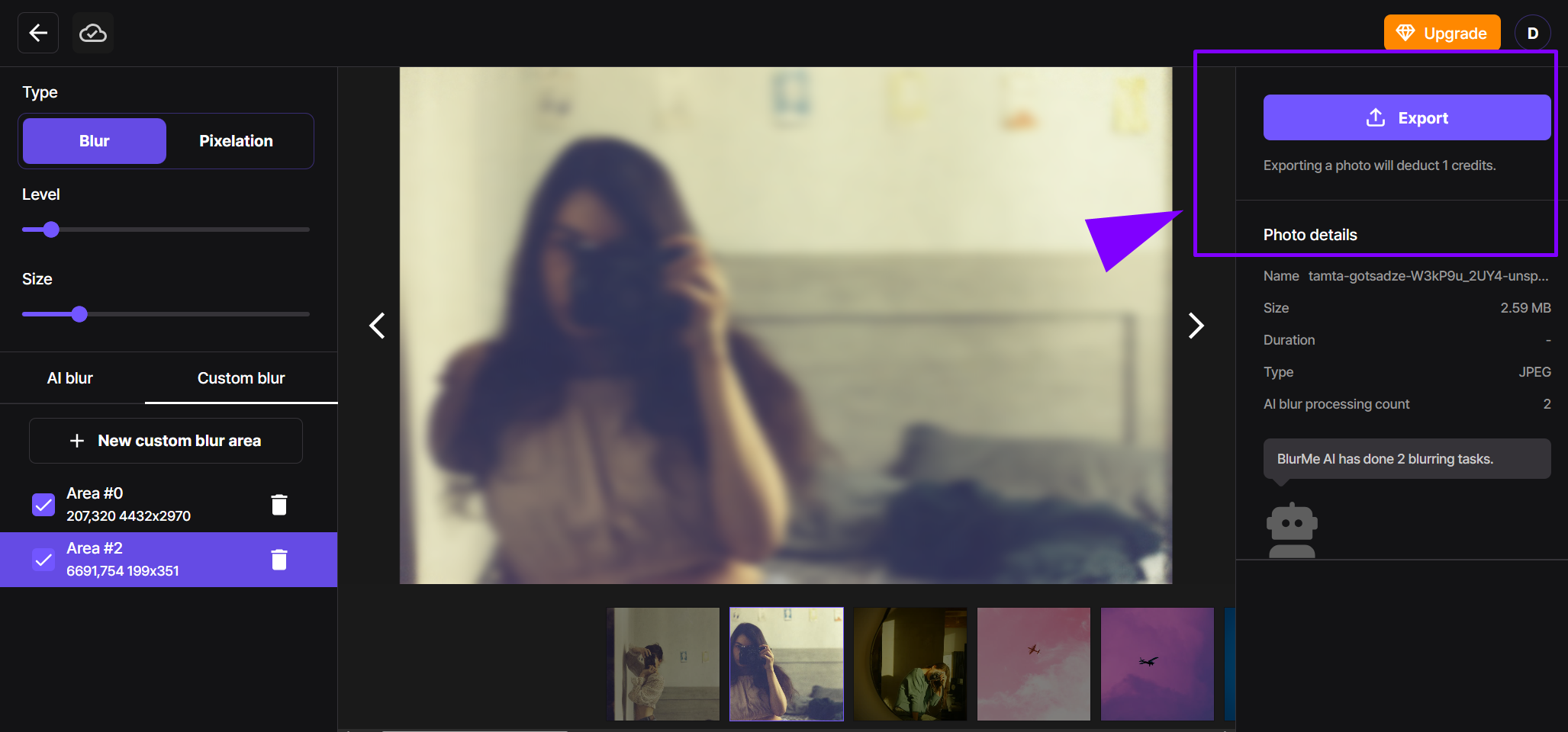 Download button highlighted on BlurMe after applying blur effect to save the edited aesthetic photo
