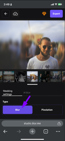 Choosing AI or Custom Blur on BlurMe to blur parts of the photo for Instagram Story