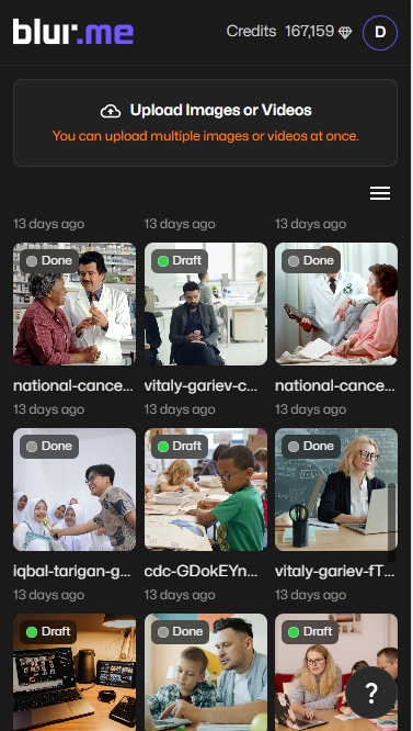 Capture d'écran du téléchargement de la photo iPhone dans BlurMe pour flouter l'arrière-plan en ligne gratuitement.