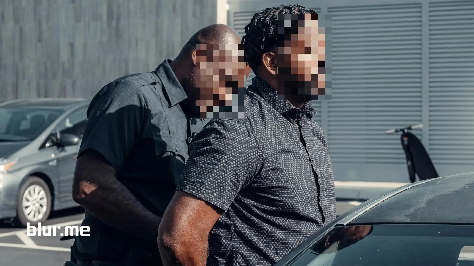 Video redactado usando la redacción de video BlurMe AI.