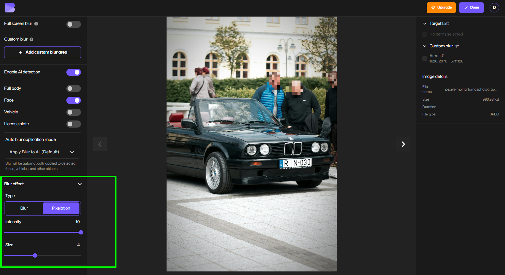 Ajustando pixelación en la herramienta Pixelar Imagen.