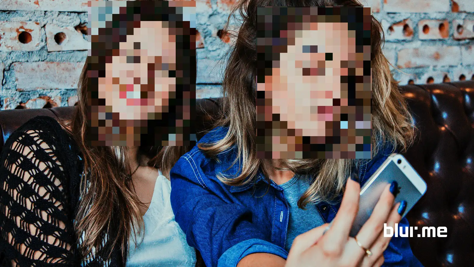 Imagen censurada pixelada con la herramienta de pixelación de IA de BlurMe.