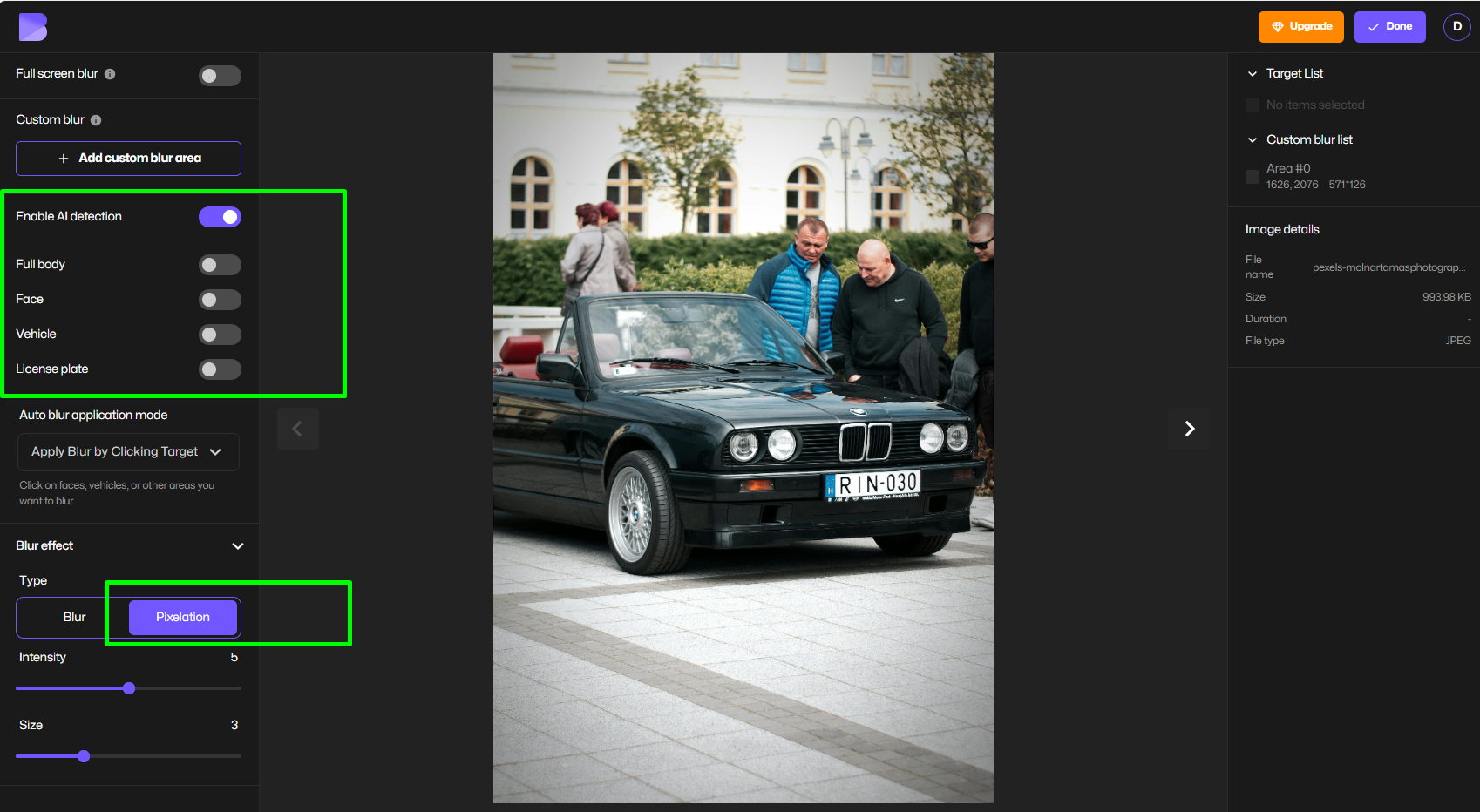 Seleccionando efecto de pixelación en la herramienta Pixelar Imagen.