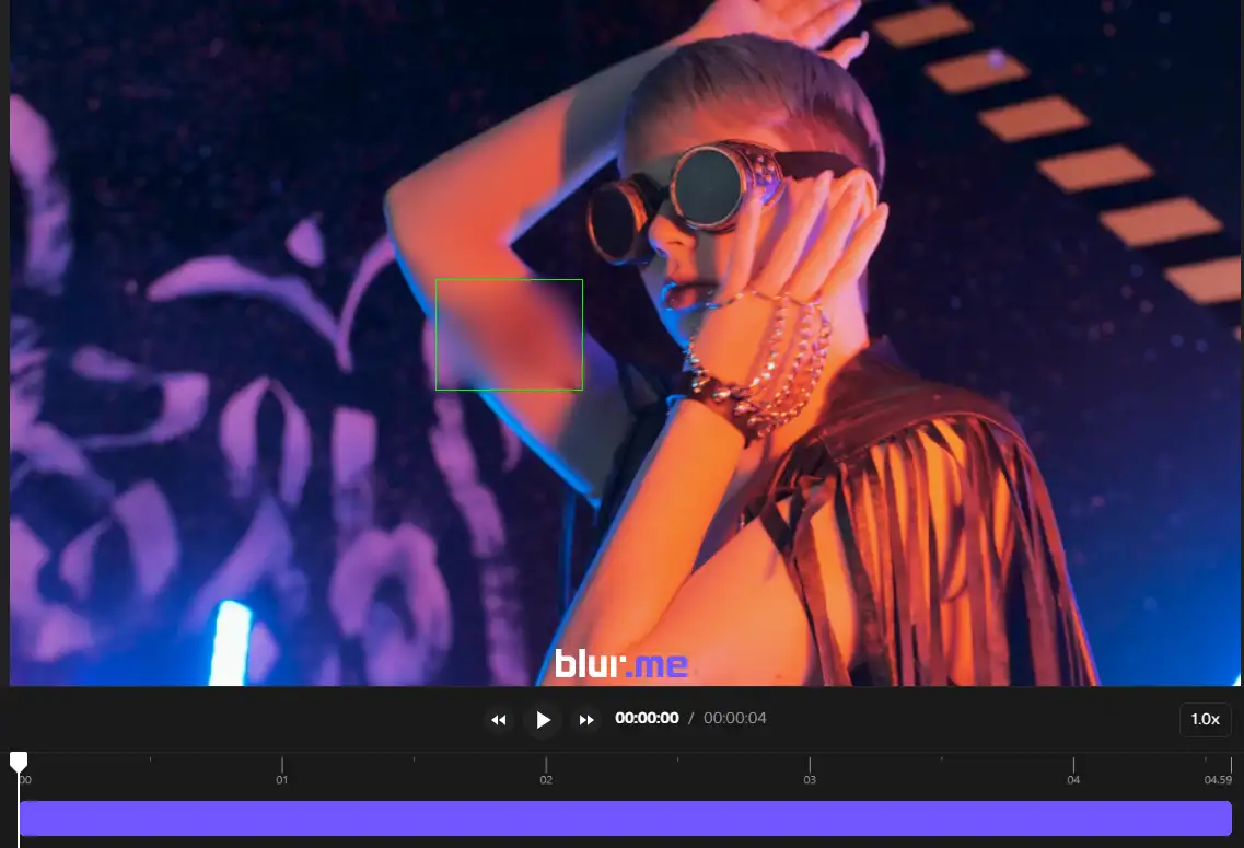 BlurMe blur tool tracking and blurring a moving object in video